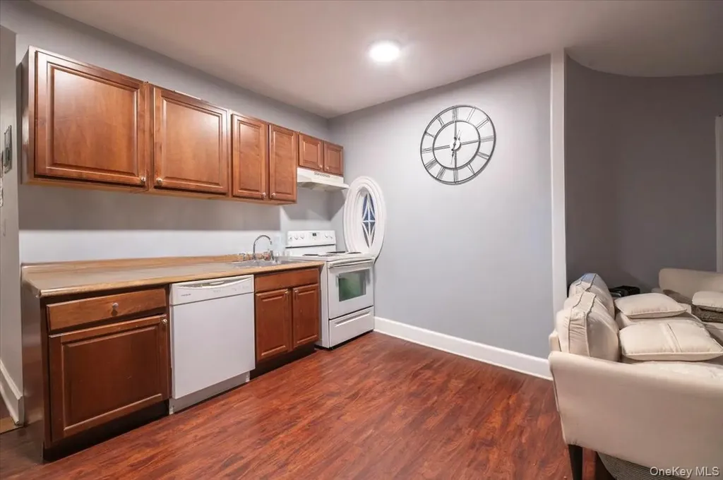 162 S Broadway Nyack NY 10960