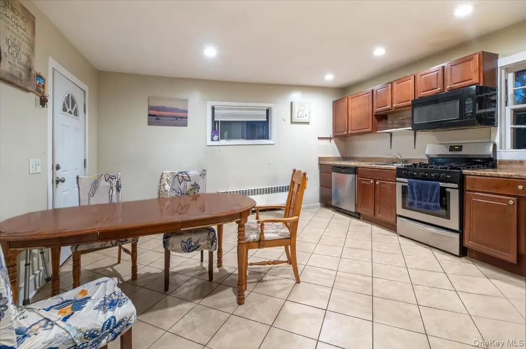 162 S Broadway Nyack NY 10960