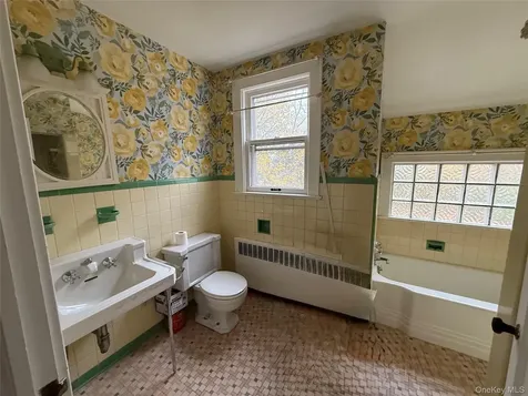 66 Rose Avenue Patchogue NY 11772