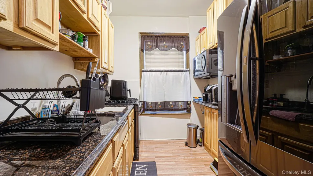 1335 Commonwealth Avenue Bronx NY 10472