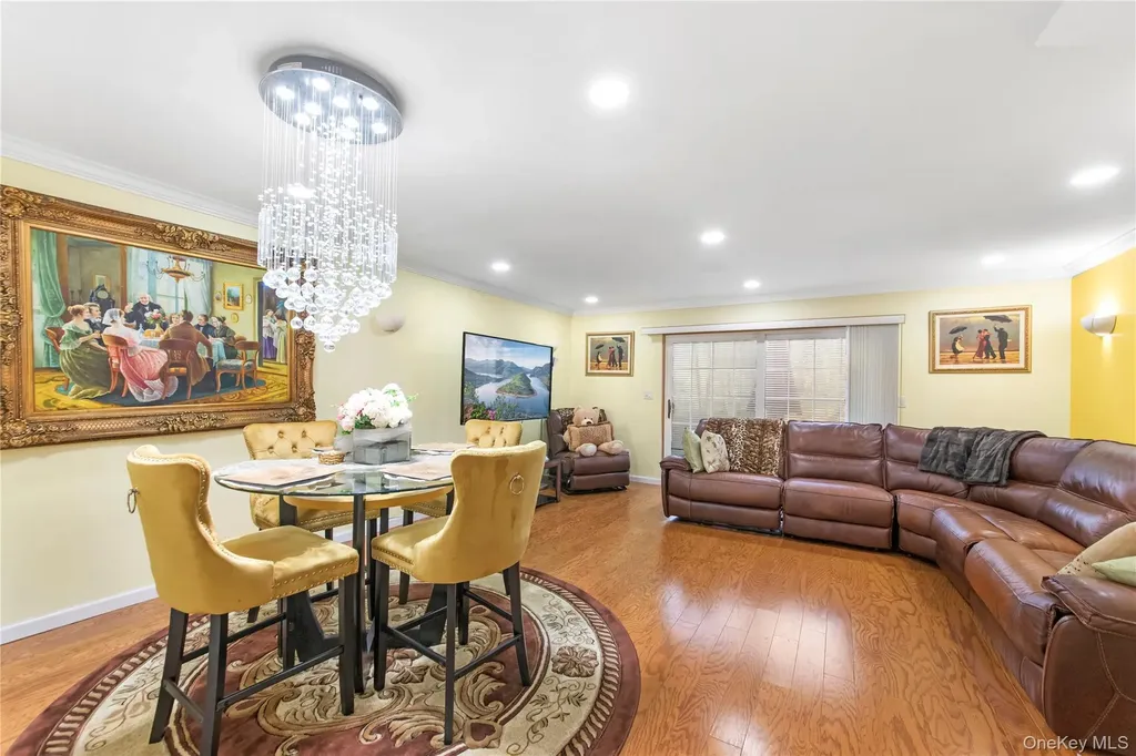 79 Creekside Circle Spring Valley NY 10977