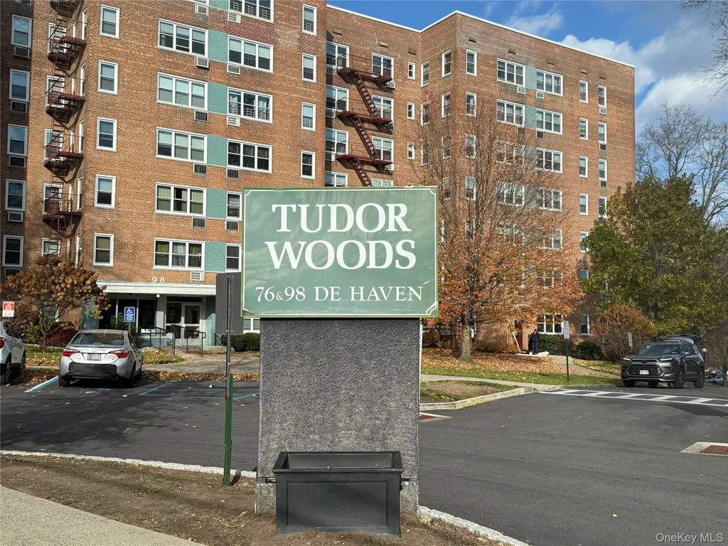 76 Dehaven Drive Yonkers NY 10703