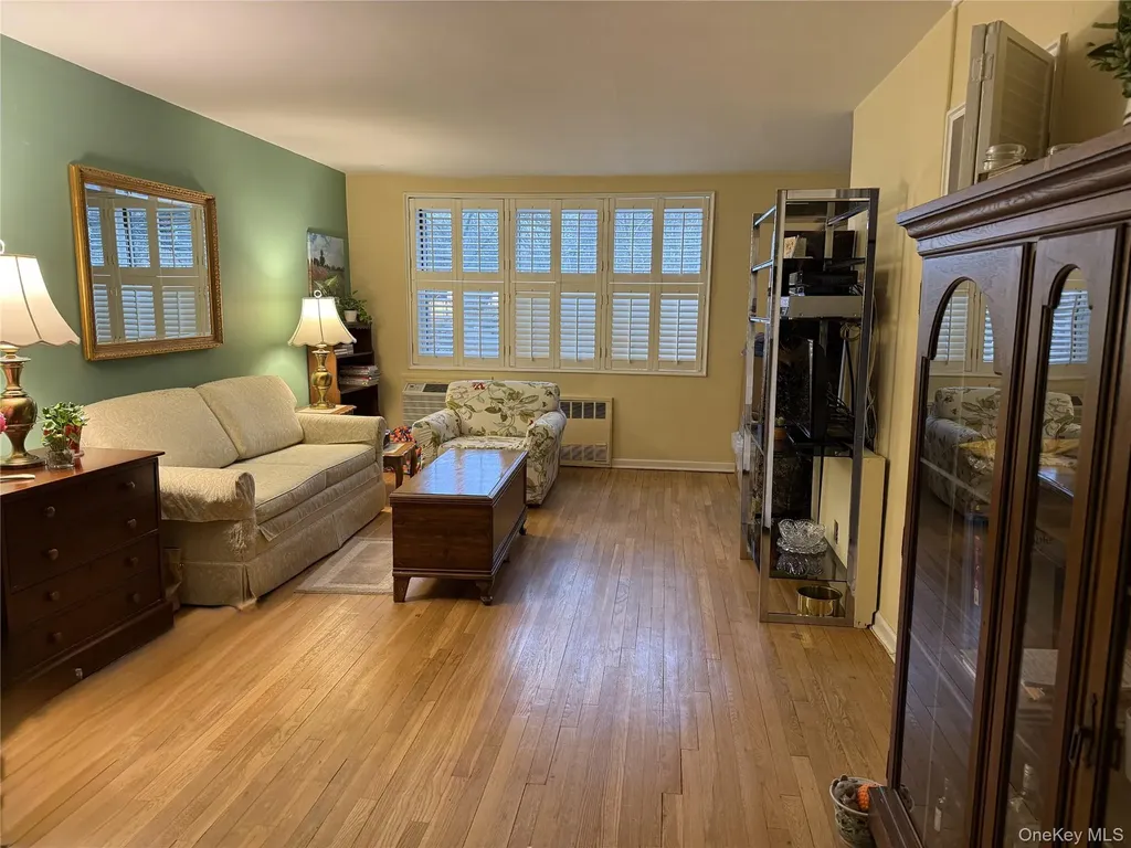 76 Dehaven Drive Yonkers NY 10703