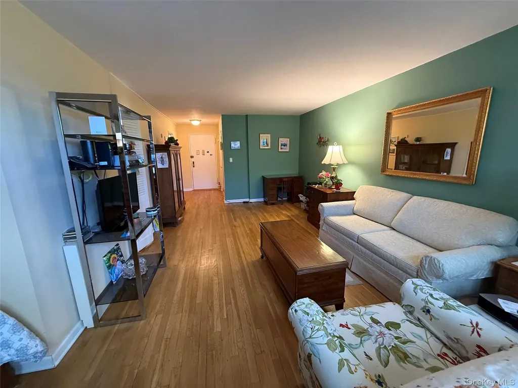 76 Dehaven Drive Yonkers NY 10703