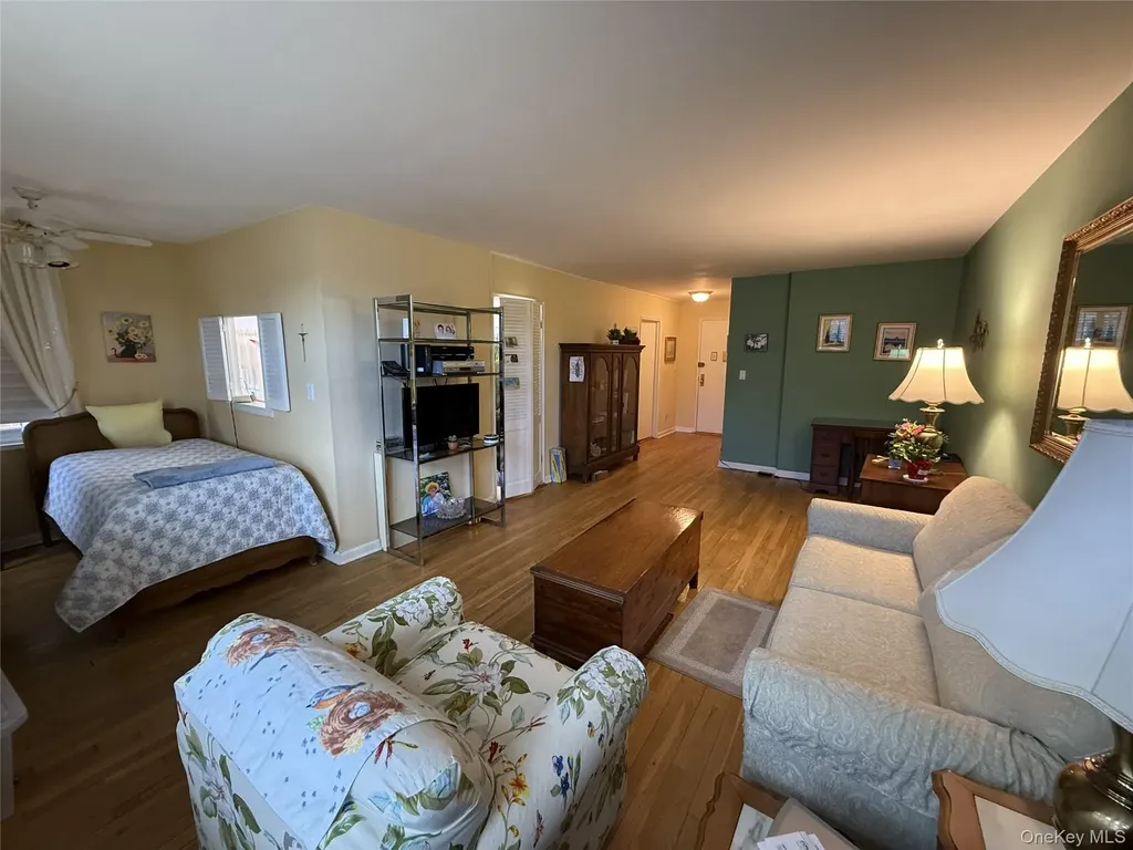 76 Dehaven Drive Yonkers NY 10703