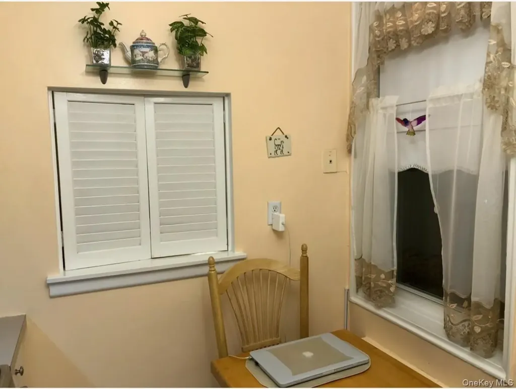 76 Dehaven Drive Yonkers NY 10703