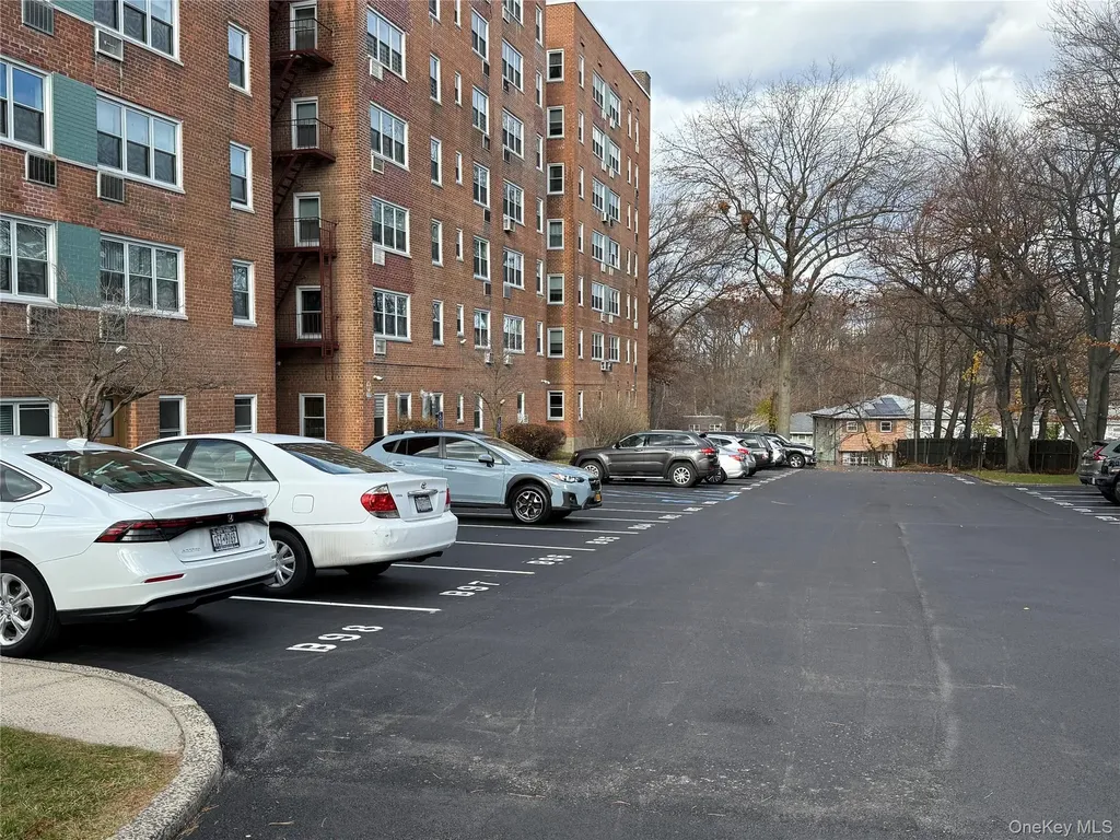 76 Dehaven Drive Yonkers NY 10703
