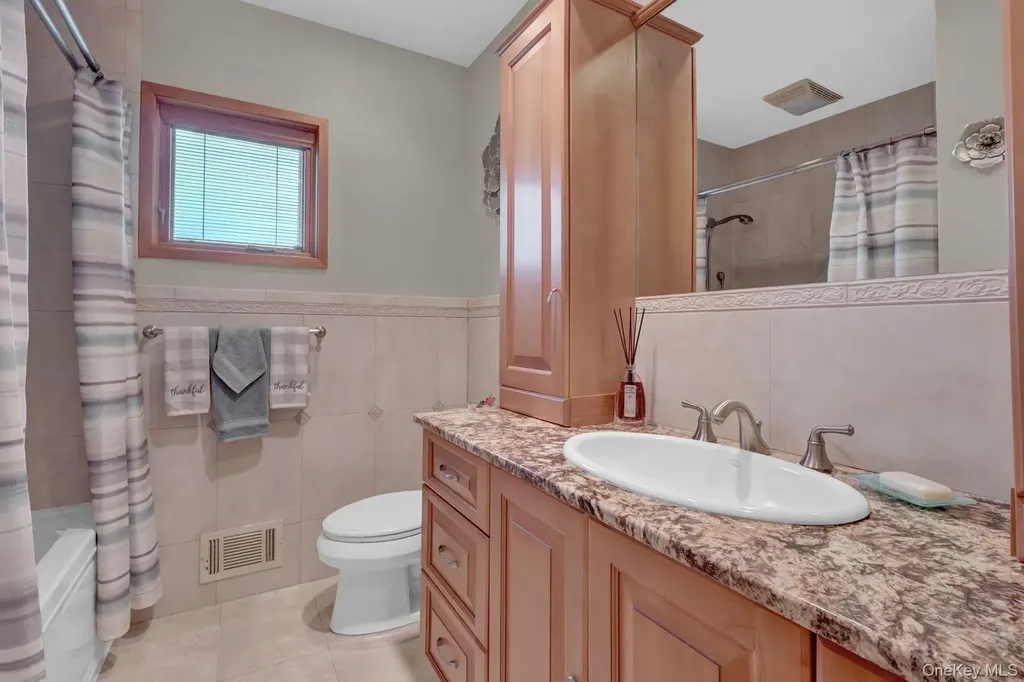 23 Biltmore Boulevard Massapequa NY 11758