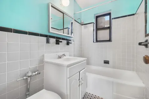 485 E Lincoln Avenue Mount Vernon NY 10552