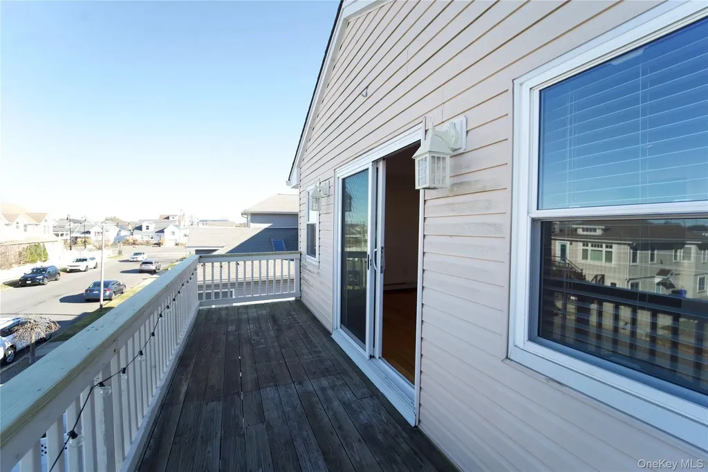 556 E Harrison Street Long Beach NY 11561
