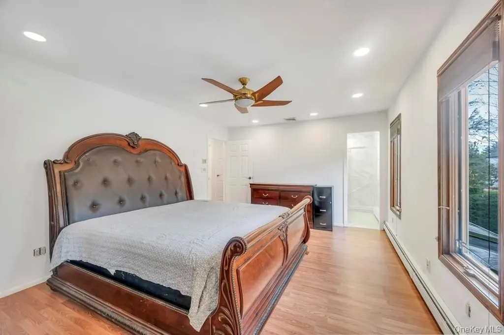 90 Rockland Drive Jericho NY 11753