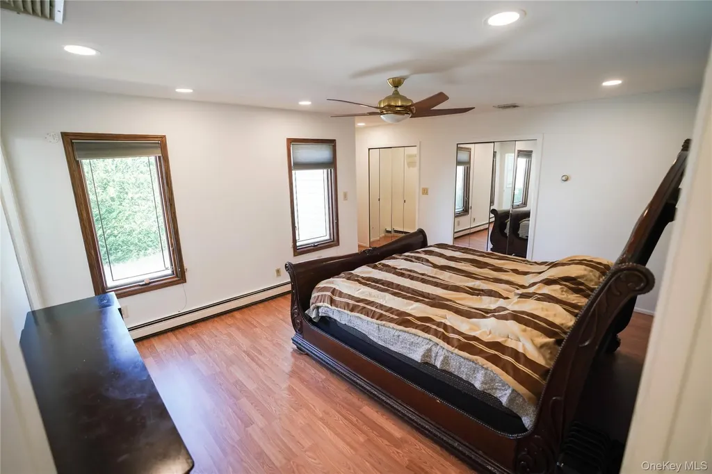 90 Rockland Drive Jericho NY 11753