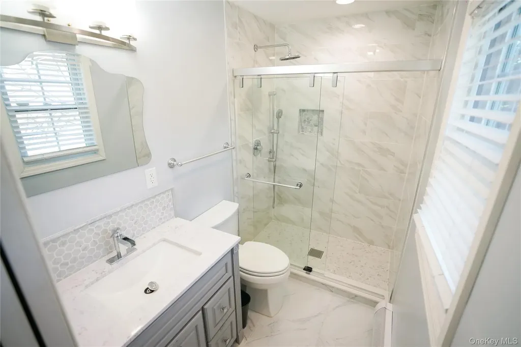 90 Rockland Drive Jericho NY 11753