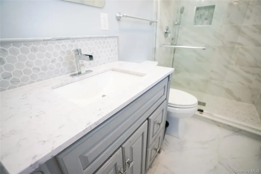 90 Rockland Drive Jericho NY 11753