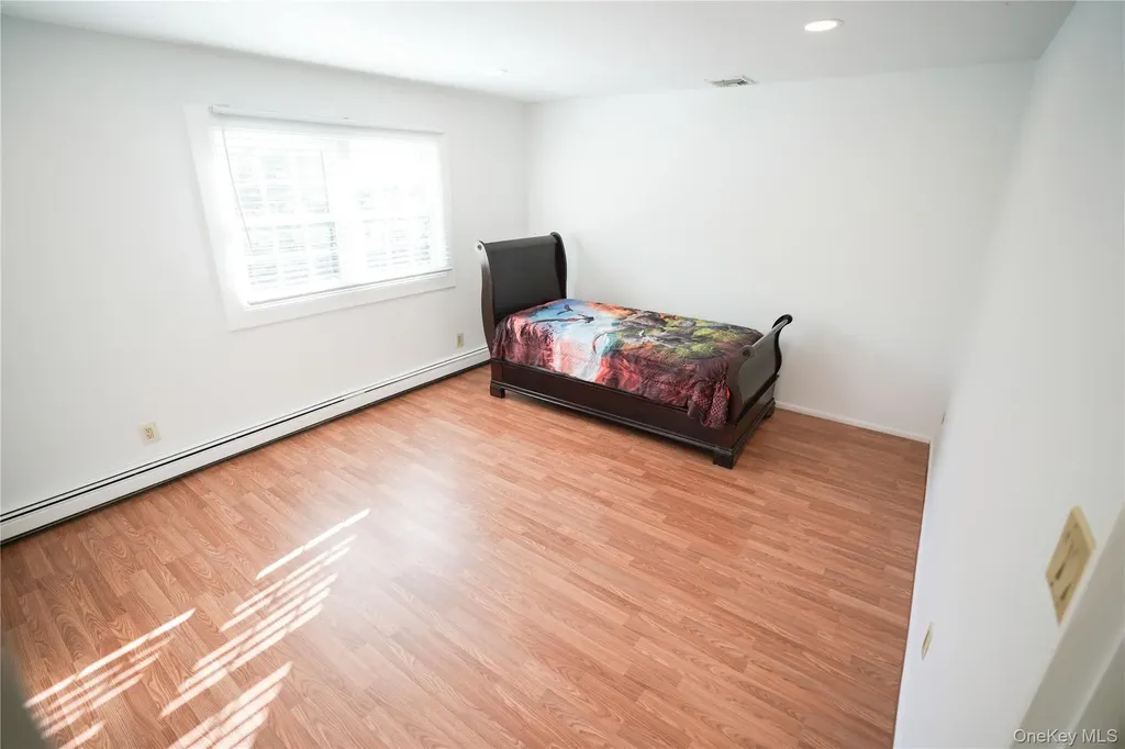 90 Rockland Drive Jericho NY 11753