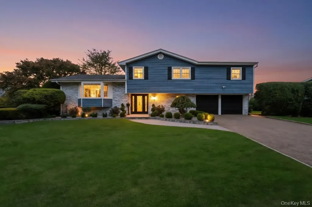 90 Rockland Drive Jericho NY 11753