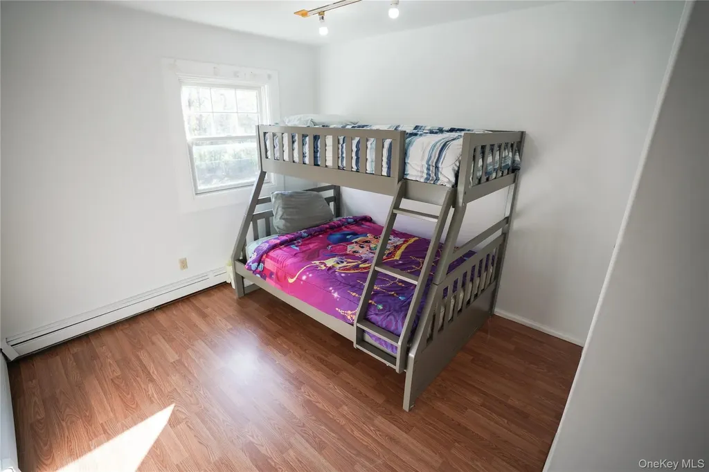 90 Rockland Drive Jericho NY 11753