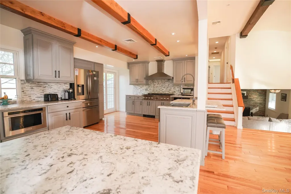 90 Rockland Drive Jericho NY 11753