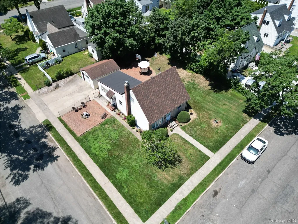 979 Merillon Avenue Westbury NY 11590
