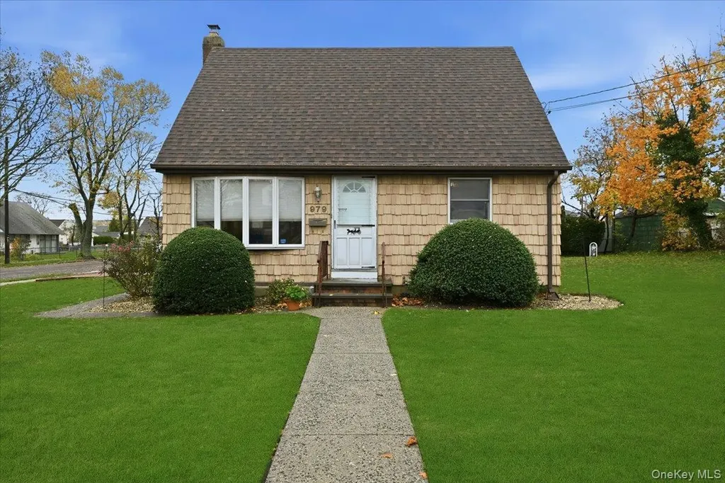 979 Merillon Avenue Westbury NY 11590