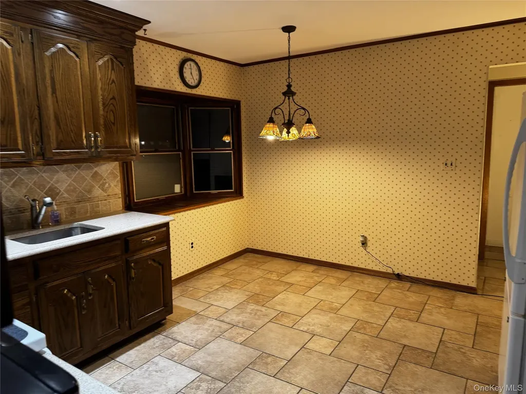 55 Constellation Road Levittown NY 11756