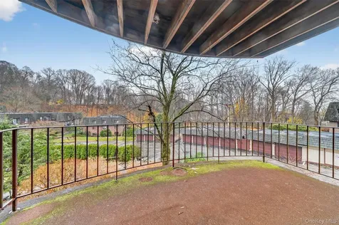 7 Briarcliff Drive S Ossining NY 10562
