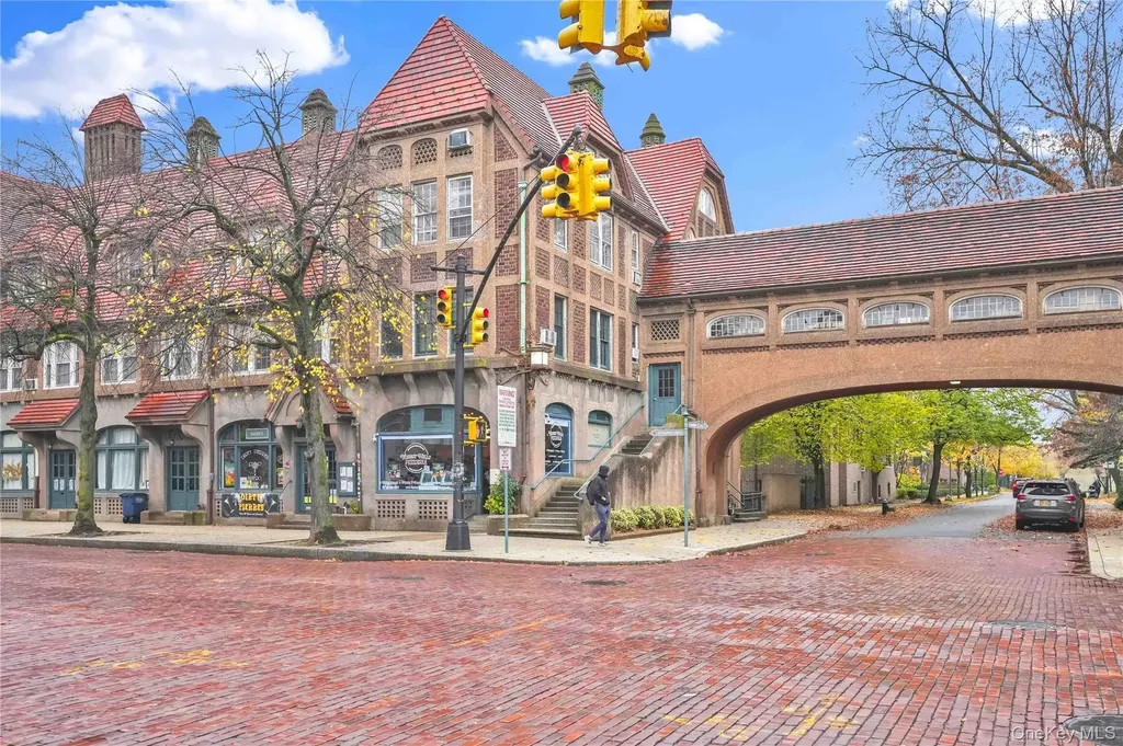 107-24 71 Road Forest Hills NY 11375