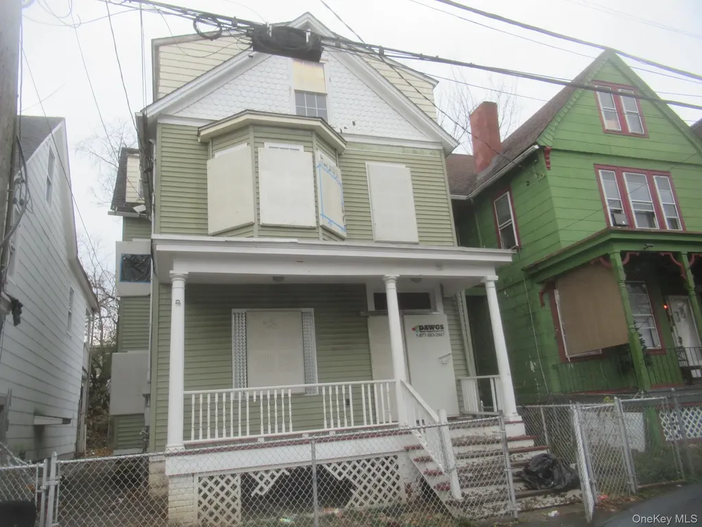 35 Carpenter Avenue Newburgh NY 12550
