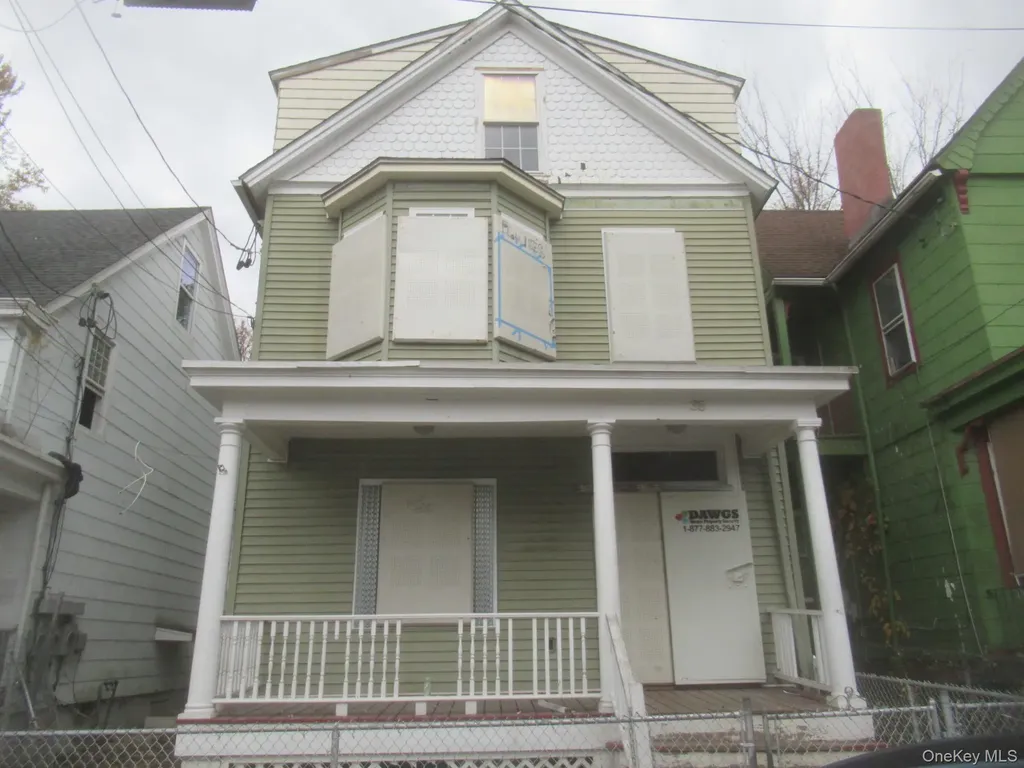 35 Carpenter Avenue Newburgh NY 12550