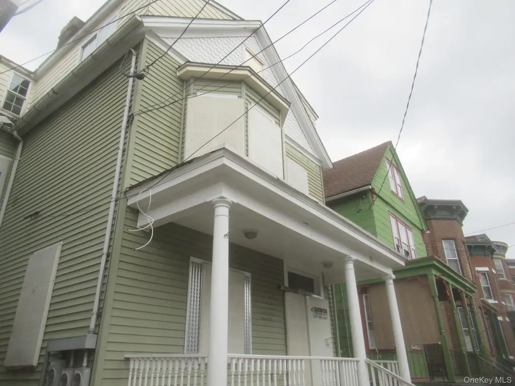35 Carpenter Avenue Newburgh NY 12550
