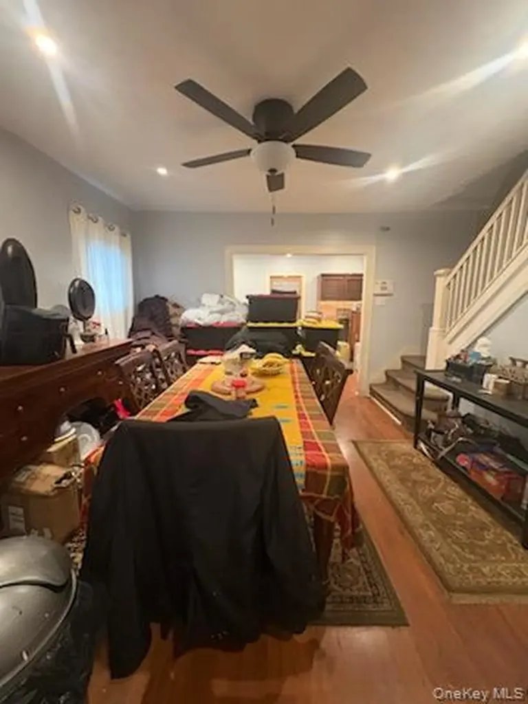 19144 113th Road Saint Albans NY 11412