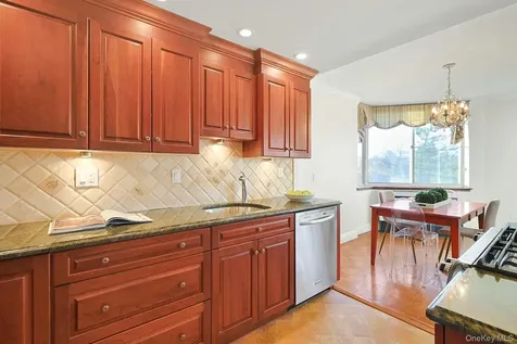 1270 North Avenue New Rochelle NY 10804