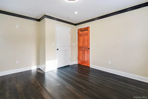 104 S Quaker Lane Hyde Park NY 12538