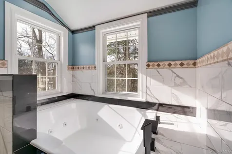 104 S Quaker Lane Hyde Park NY 12538