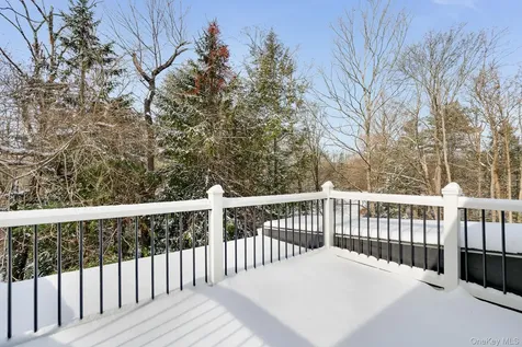 104 S Quaker Lane Hyde Park NY 12538