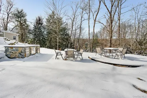 104 S Quaker Lane Hyde Park NY 12538