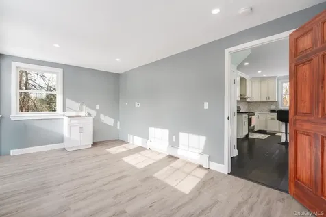 104 S Quaker Lane Hyde Park NY 12538