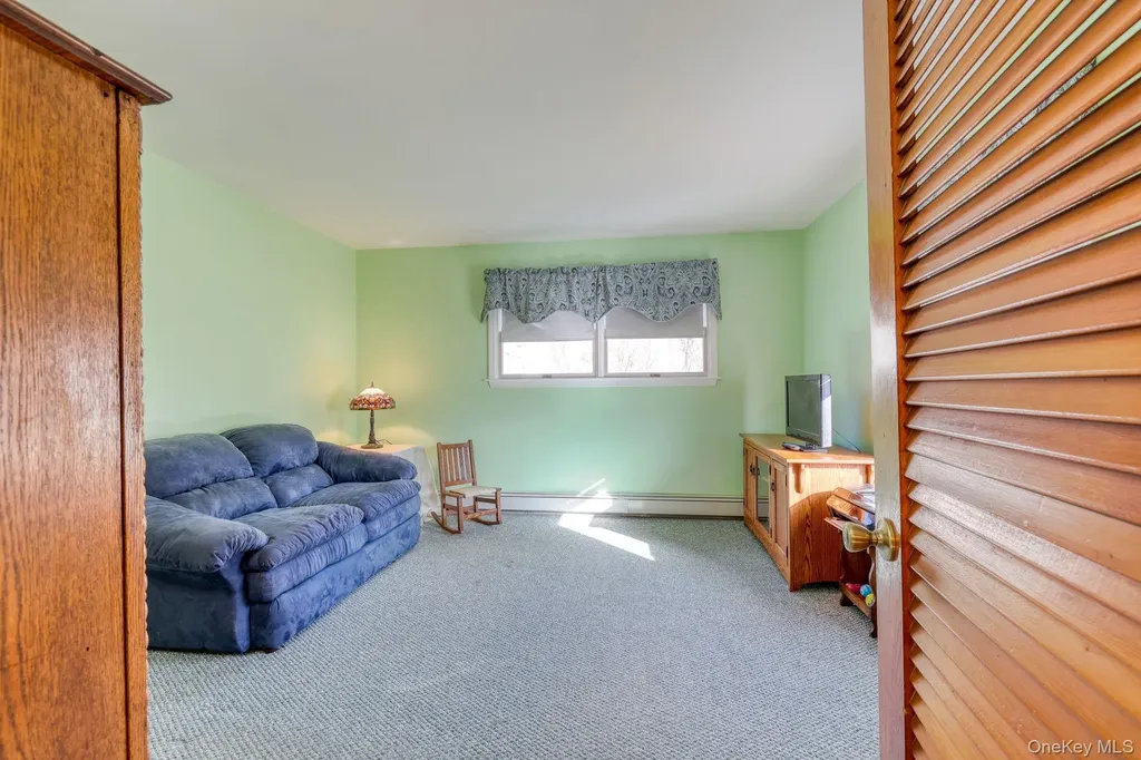 17 Homer Place Poughkeepsie NY 12603