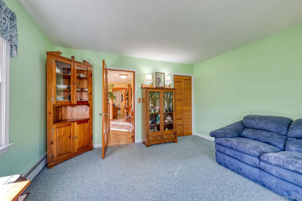 17 Homer Place Poughkeepsie NY 12603