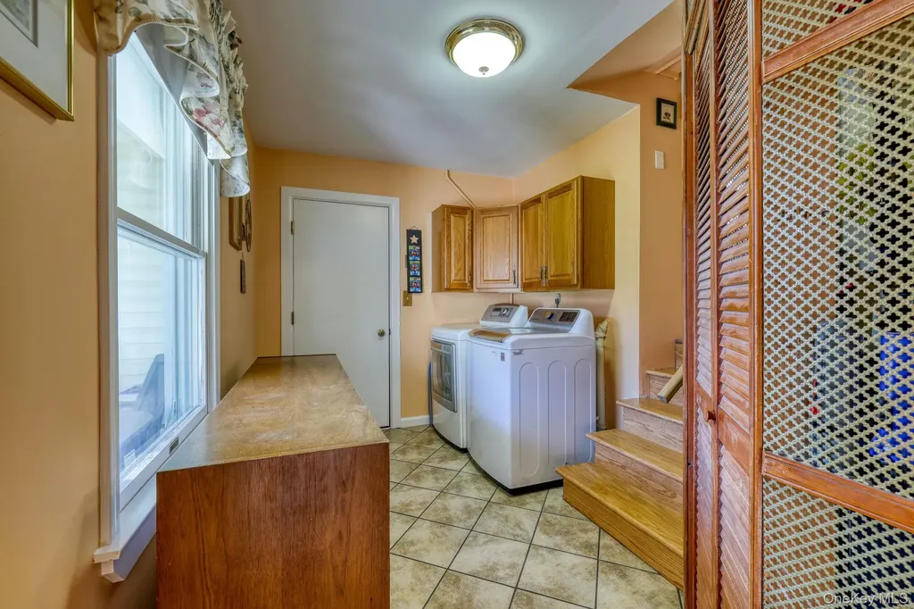 17 Homer Place Poughkeepsie NY 12603