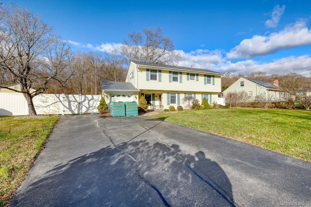17 Homer Place Poughkeepsie NY 12603