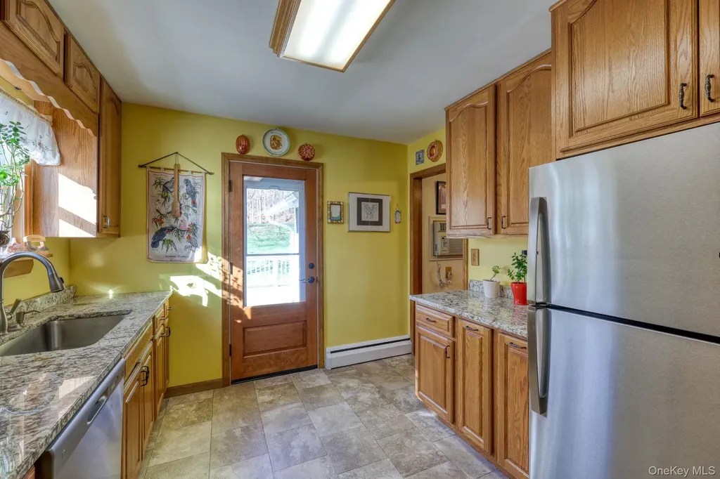 17 Homer Place Poughkeepsie NY 12603