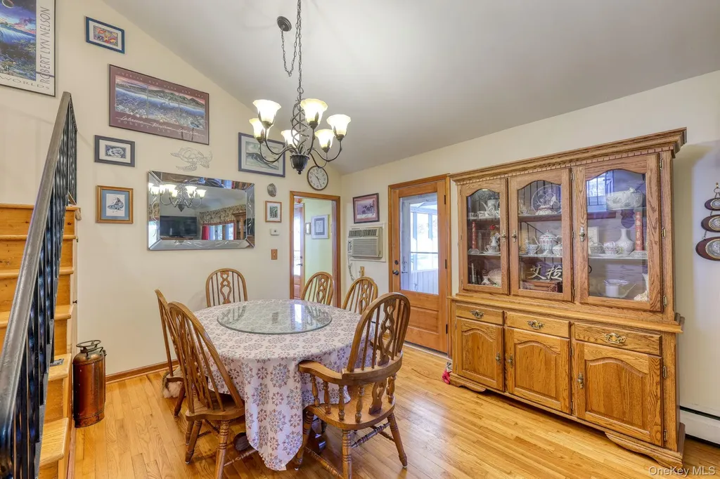 17 Homer Place Poughkeepsie NY 12603