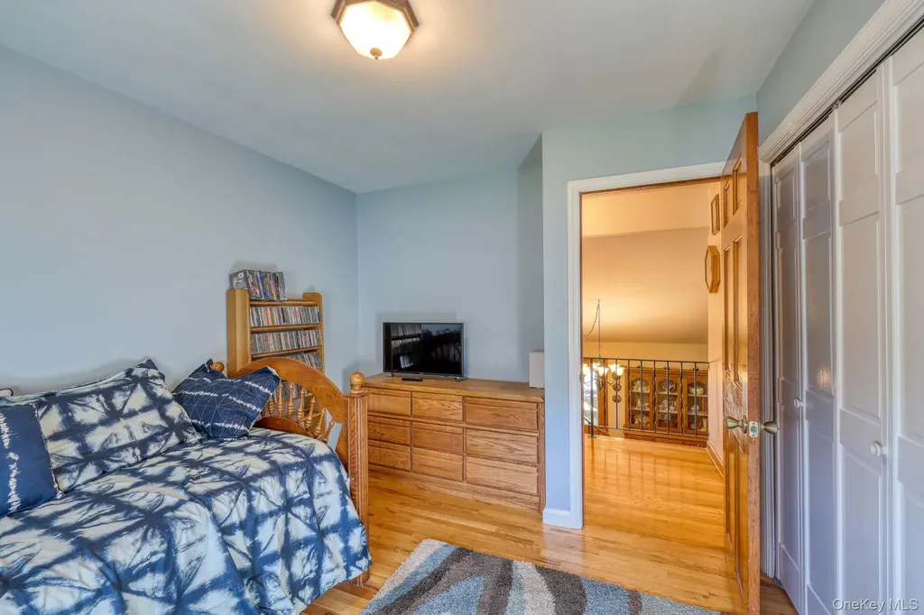 17 Homer Place Poughkeepsie NY 12603