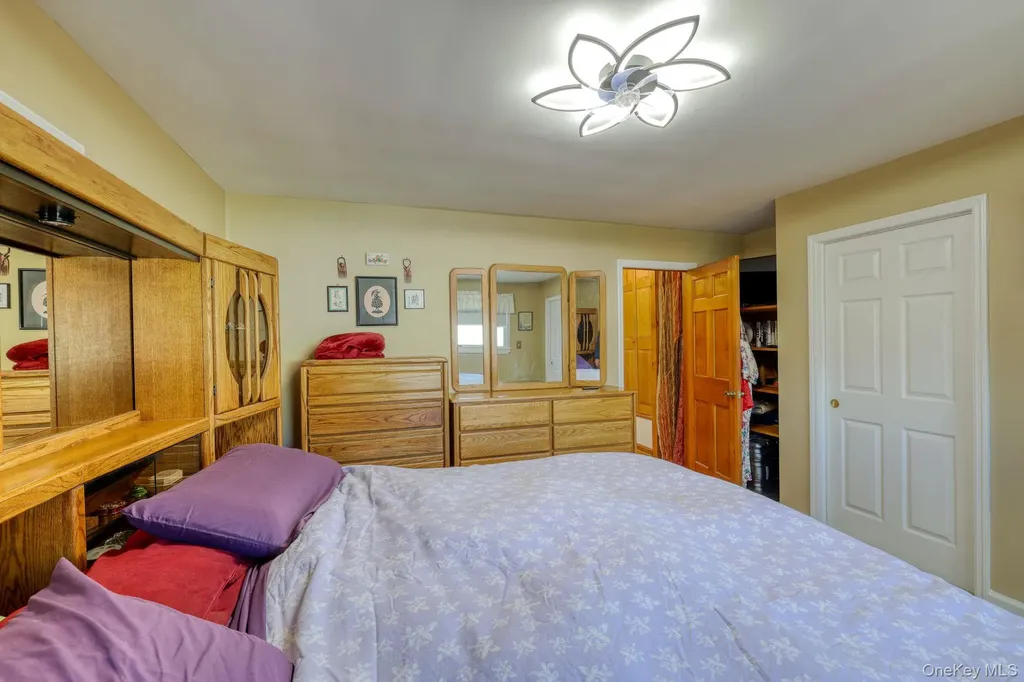 17 Homer Place Poughkeepsie NY 12603