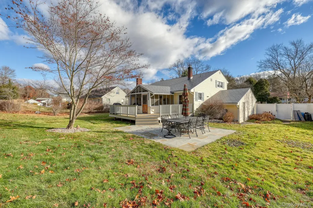 17 Homer Place Poughkeepsie NY 12603