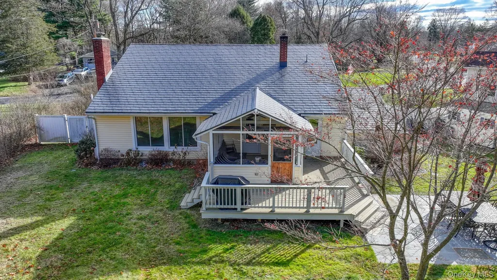 17 Homer Place Poughkeepsie NY 12603