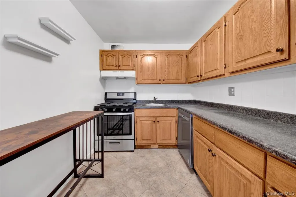25 Lake Street White Plains NY 10603