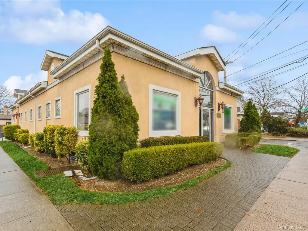 270 Doughty Boulevard Inwood NY 11096