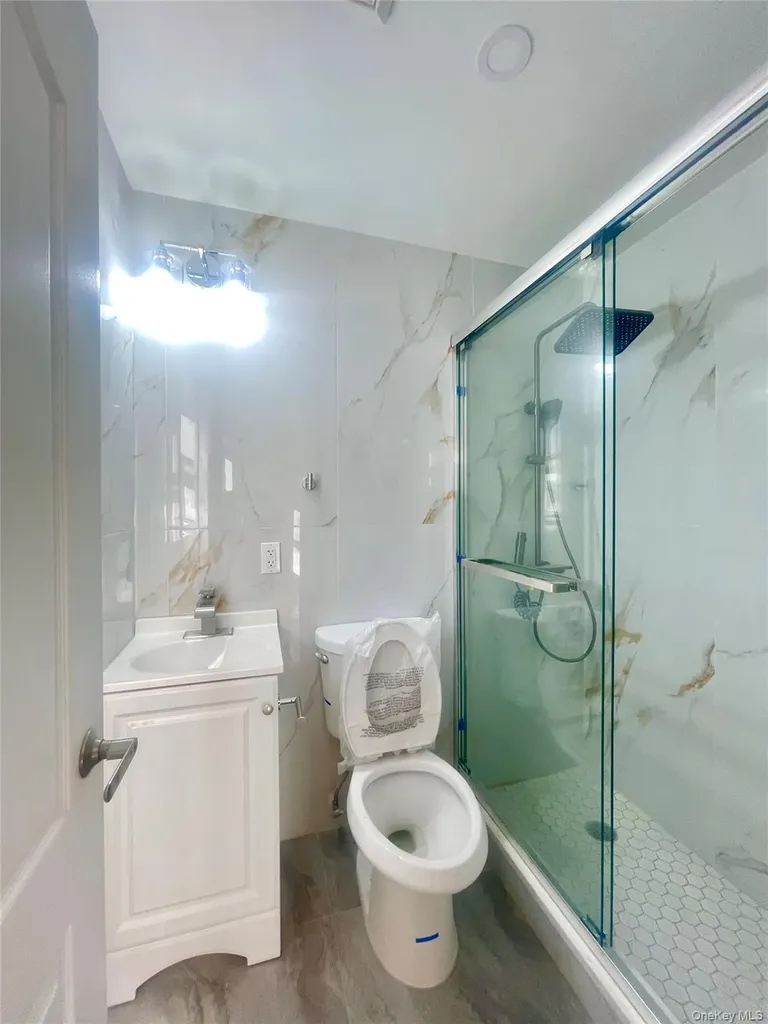140-14 68th Drive Flushing NY 11367